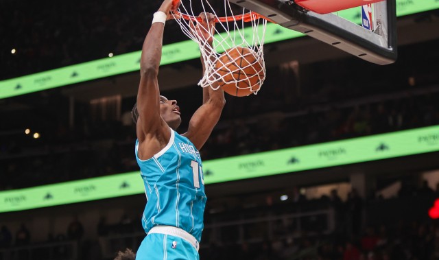 开云体育下载-大胜绿军！迪亚巴特：强硬的身体对抗&amp;冲击篮下让我们占据上风