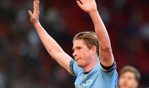 kaiyun-那不勒斯总监谈德布劳内：我们关注所有引援机会，但现在谈还太早