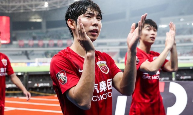 开云官网-杨世元灾难一战！送点后飞铲逃红，媒体人集体开炮：穆帅得不偿失