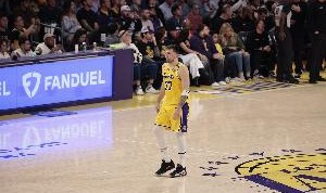 开云体育下载-减重成功！新赛季MVP赔率：东契奇+700暂列第三 仅次于约基奇SGA