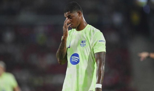 每体：拉什福德替补登场完成西甲首秀，但适应新体系仍需时间